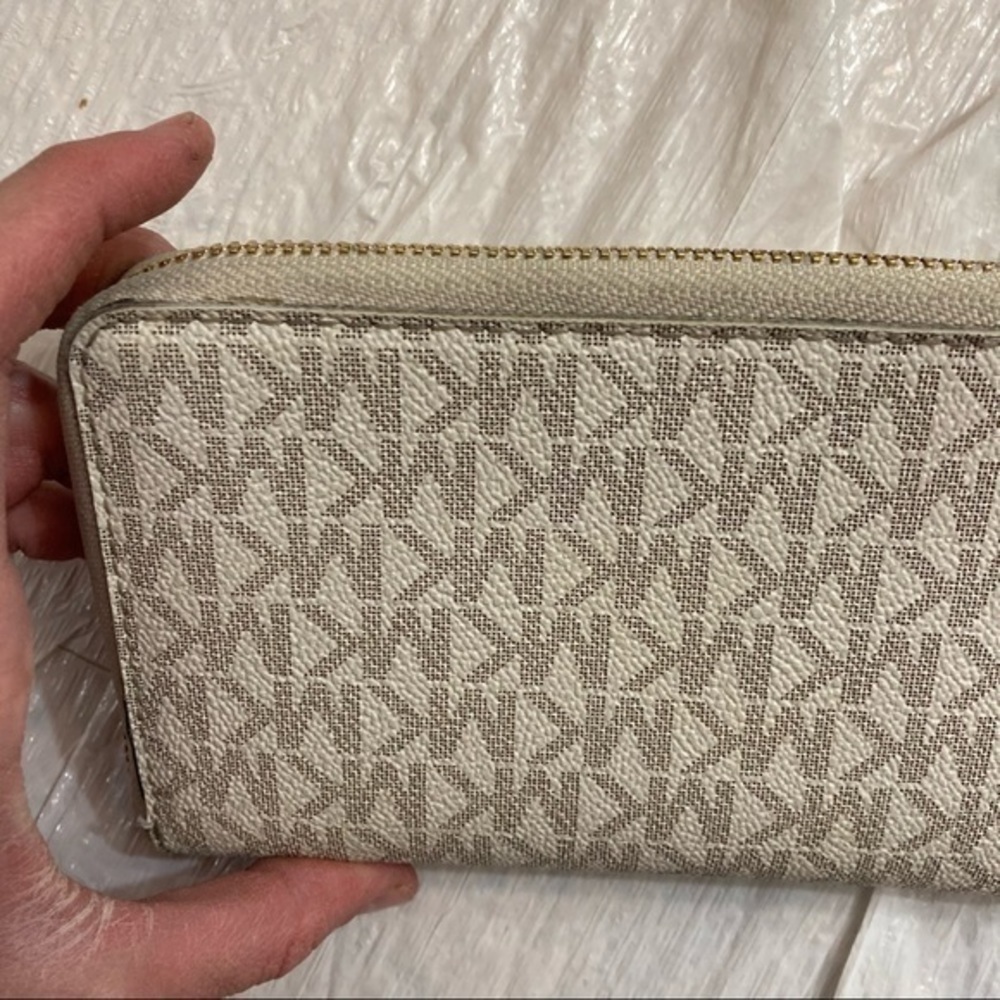 Michael kors white signature mk wristlet wallet clutch bag - Picture 8 of 16